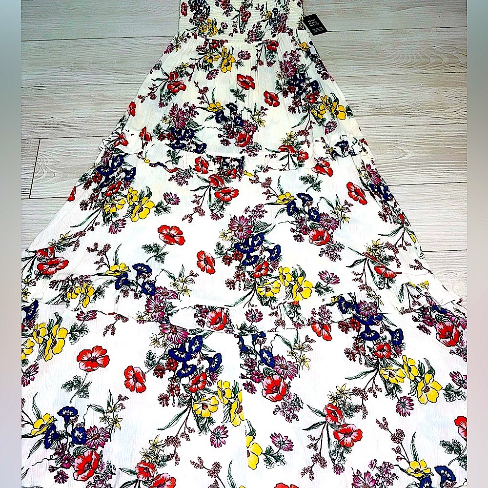 Express Floral Print Maxi Dress - Picture 3 of 3